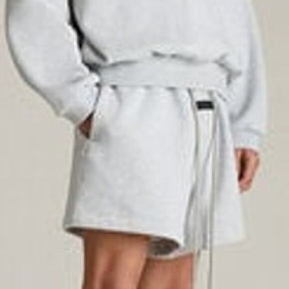 💎✨BRAND NEW✨💎Fear of God Essentials Light Heather Grey Fleece Shorts - Picture 5 of 7